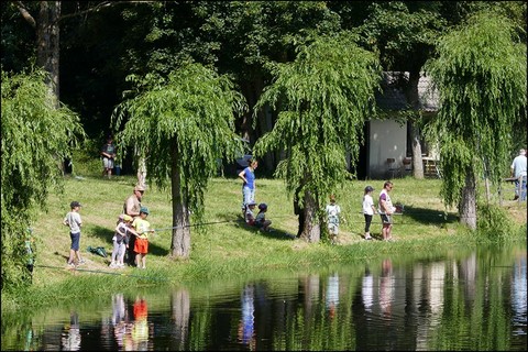 fête de la peche pour les ecoles.
